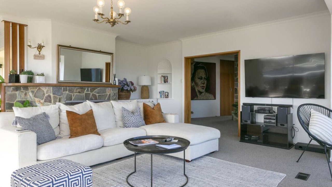 Photo of Livingroom in Hilltop