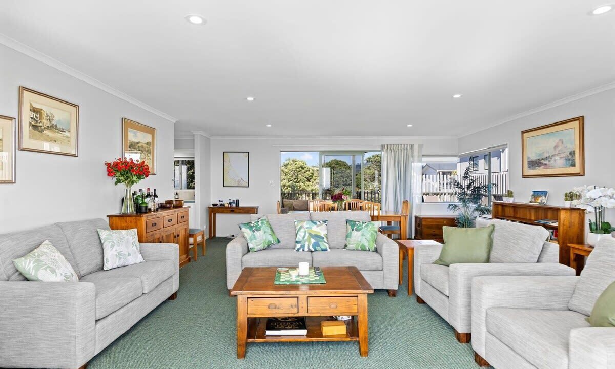 Photo of Livingroom in Waihi Beach