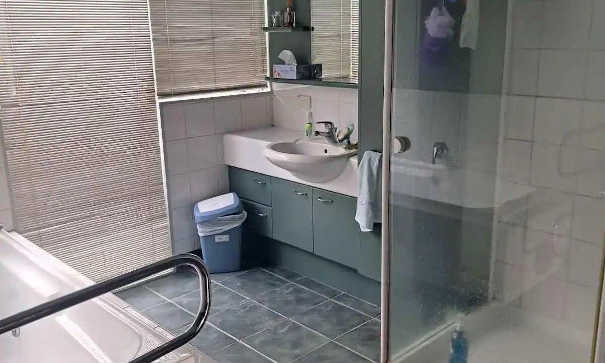 Photo of Bathroom in Te Rapa
