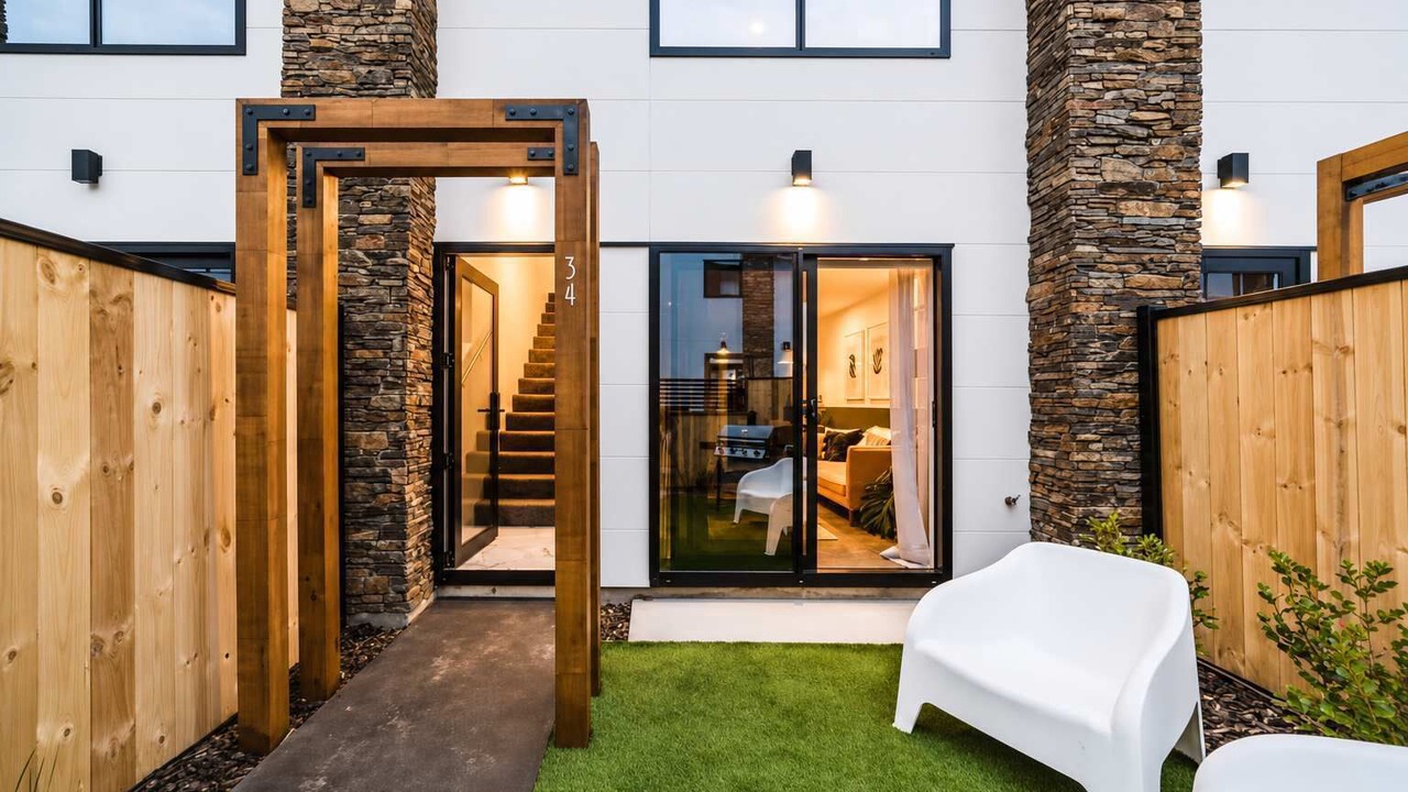Photo of Patio Balcony in Christchurch City Centre