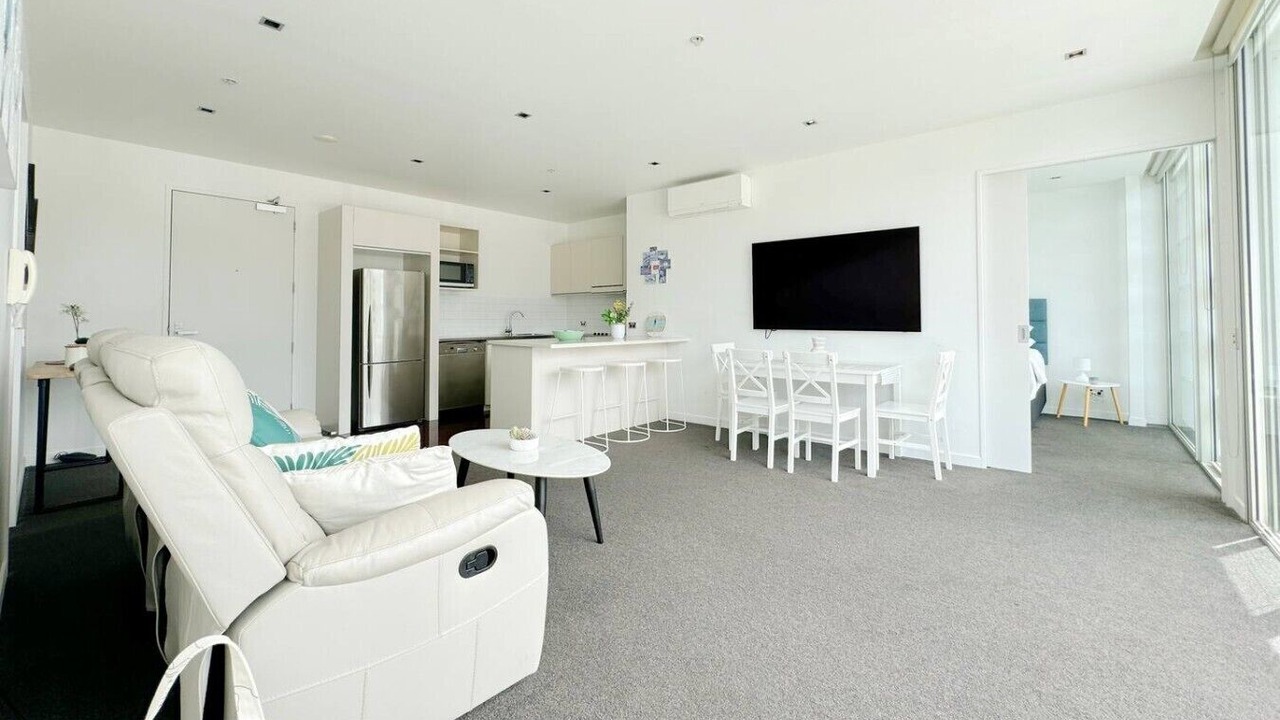 Photo of Livingroom in Auckland Central Business District