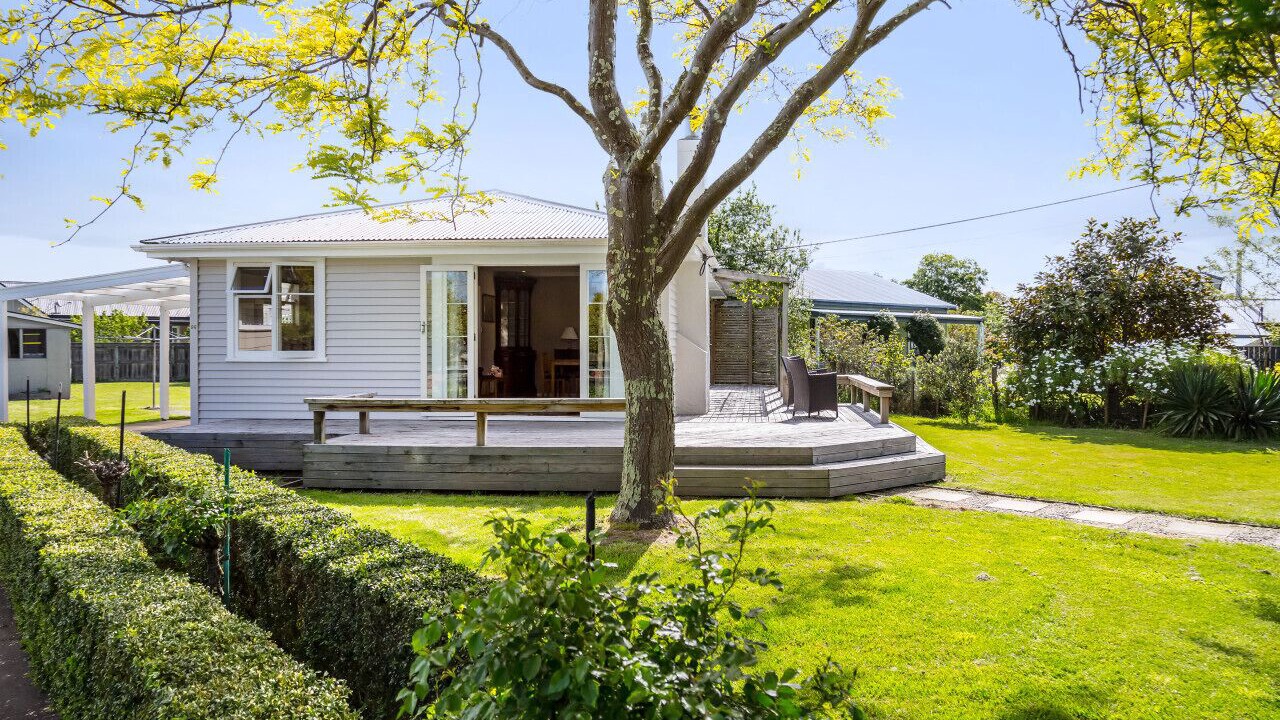 Photo of Patio Balcony in Martinborough