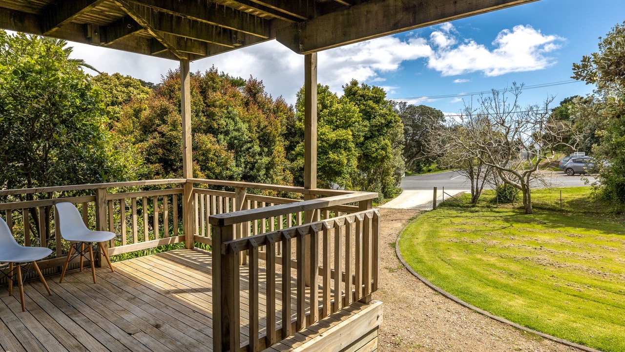 Photo of Patio Balcony in Onetangi