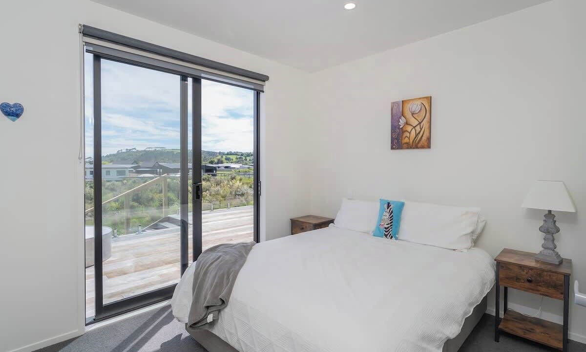 Photo of Bedroom in Cooks Beach