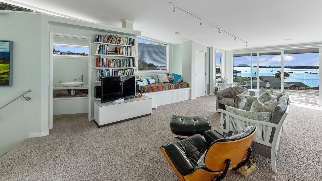 Photo of Livingroom in Omokoroa
