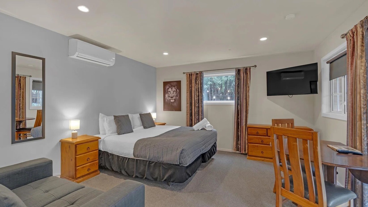 Photo of Bedroom in Saint Albans