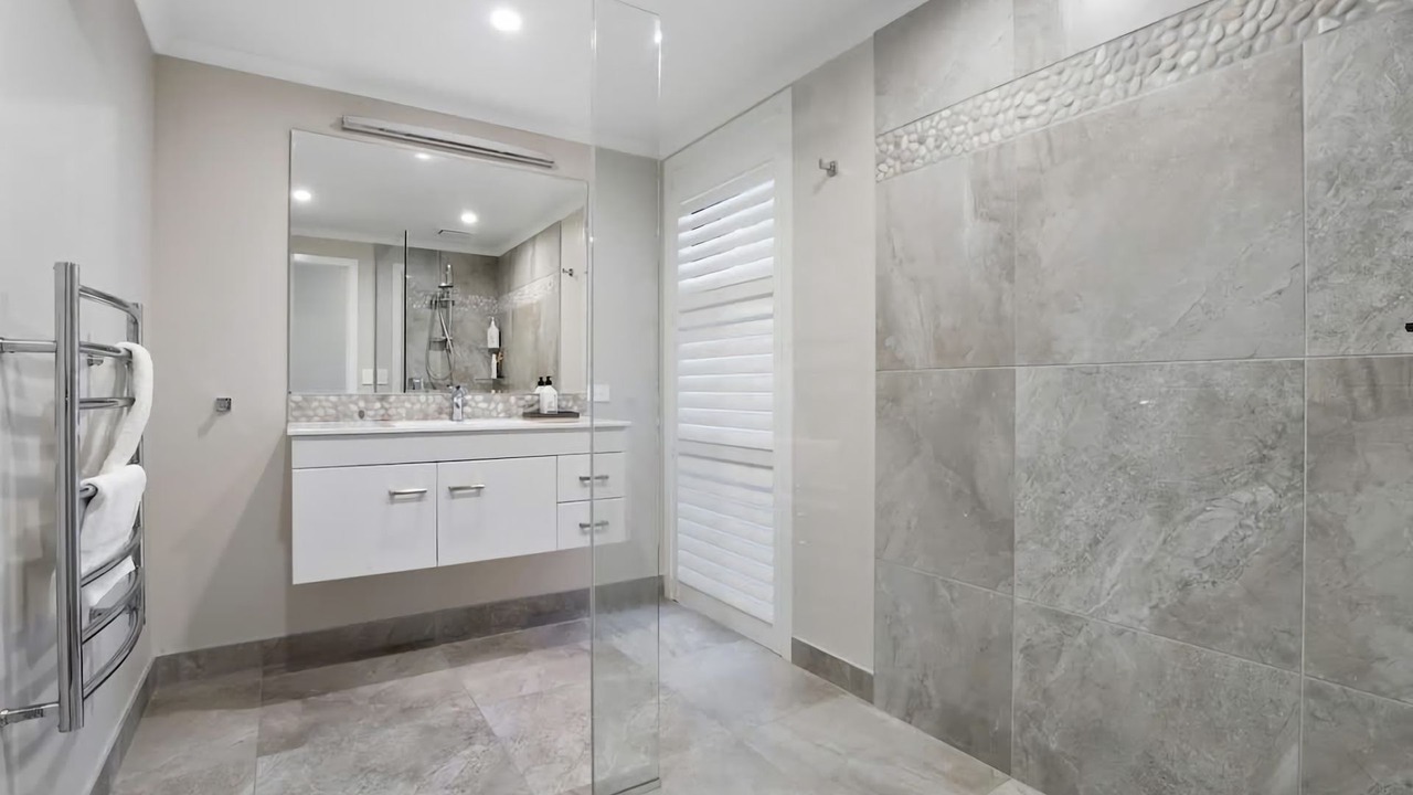 Photo of Bathroom in Kawarau Falls