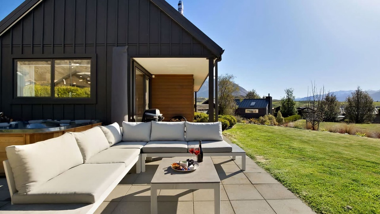 Photo of Patio Balcony in Kawarau Falls