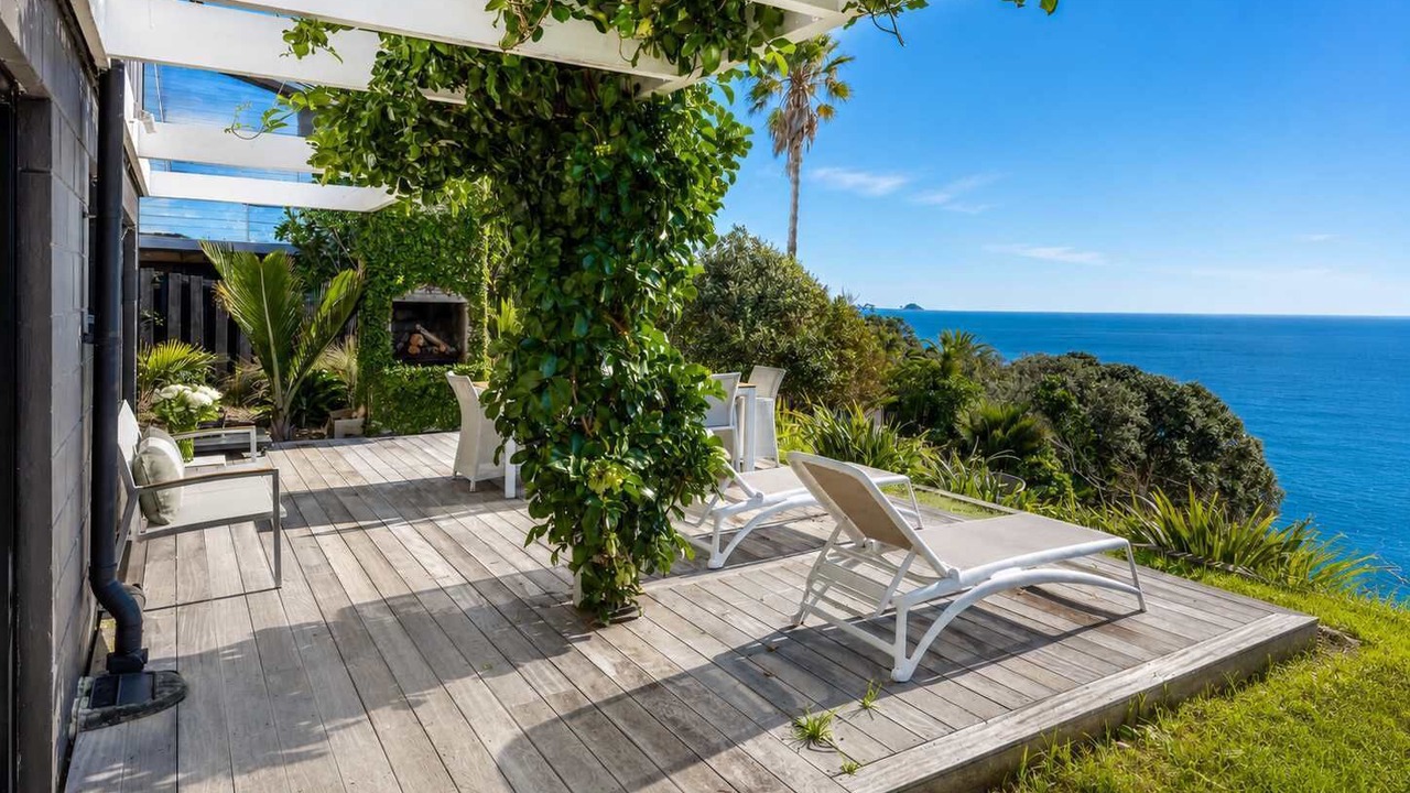 Photo of Patio Balcony in Oneroa