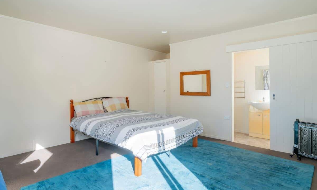 Photo of Bedroom in Cooks Beach