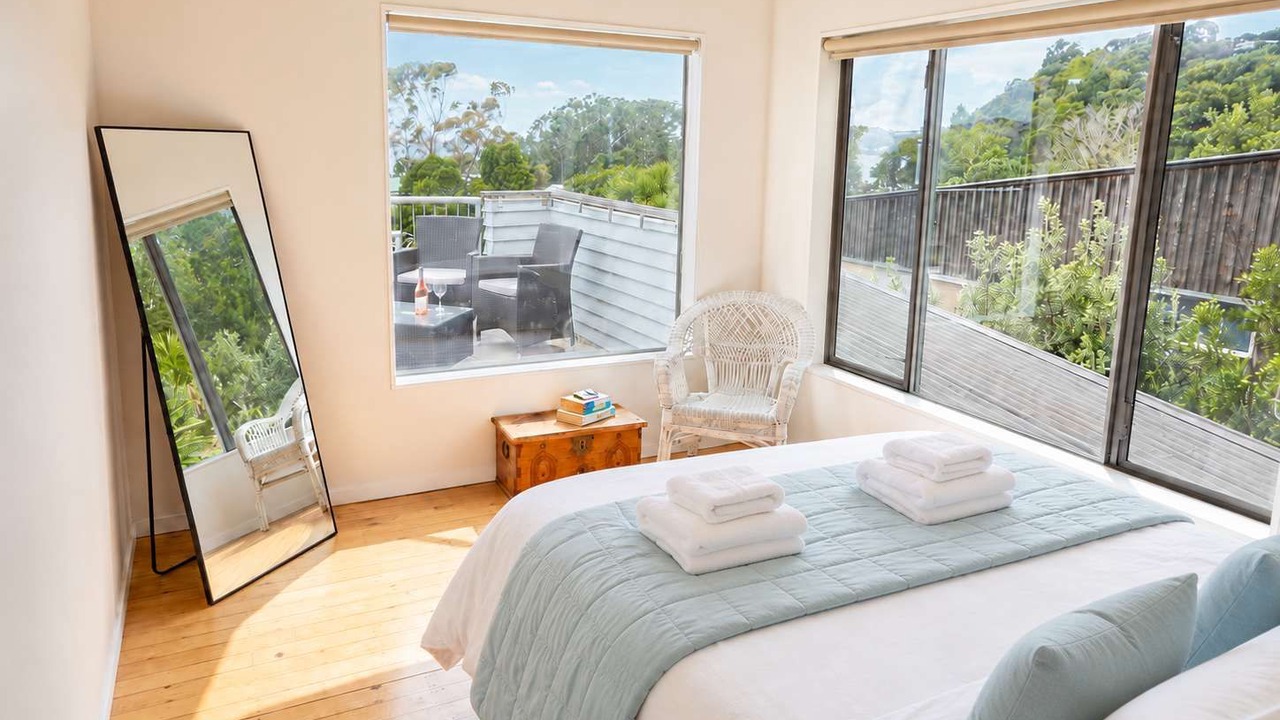 Photo of Bedroom in Onetangi