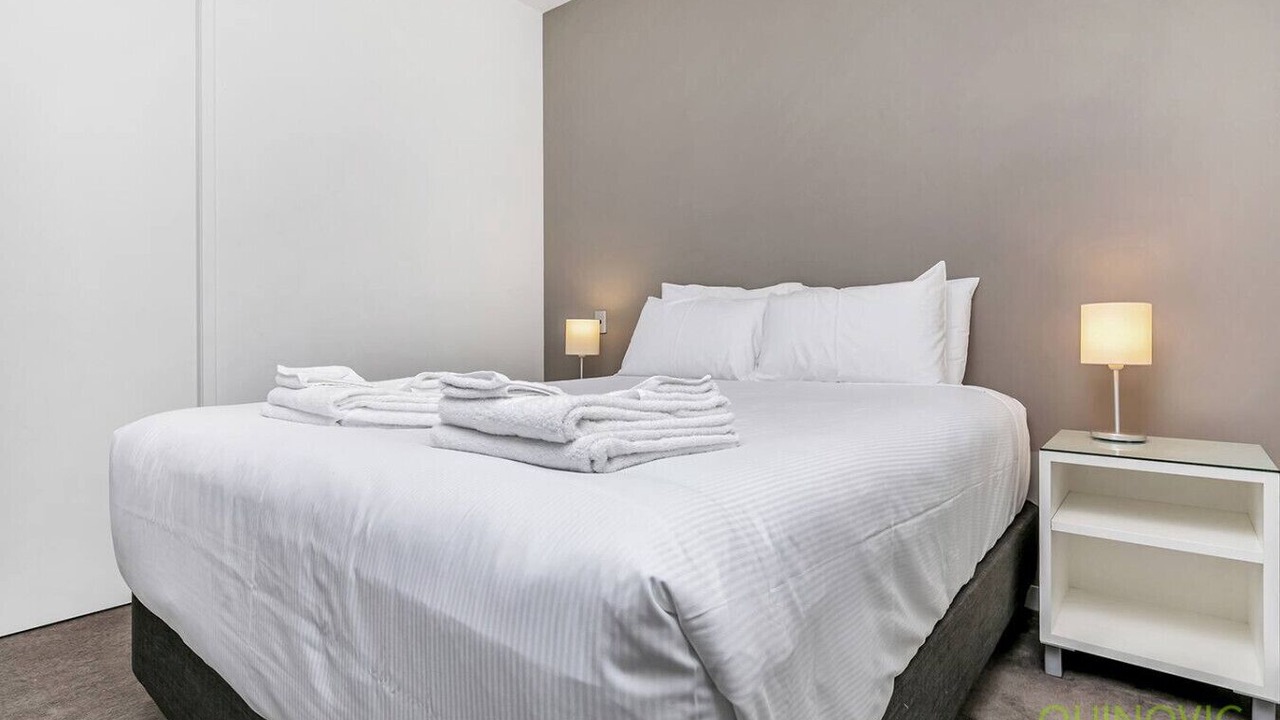 Photo of Bedroom in Auckland Central Business District