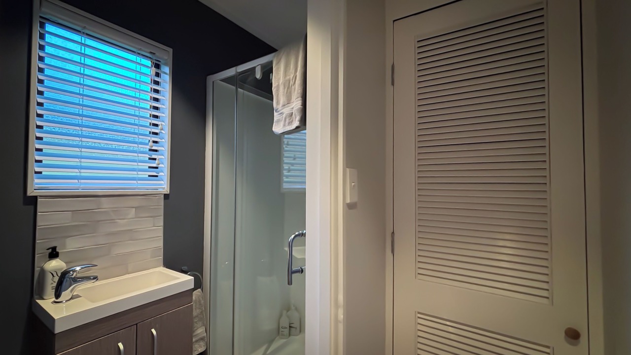 Photo of Bathroom in Te Henga