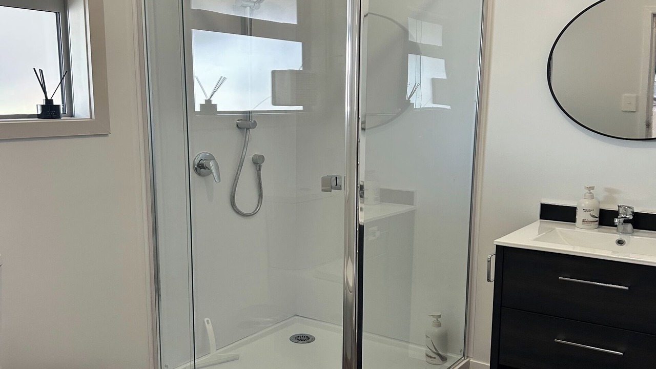 Photo of Bathroom in Acacia Bay