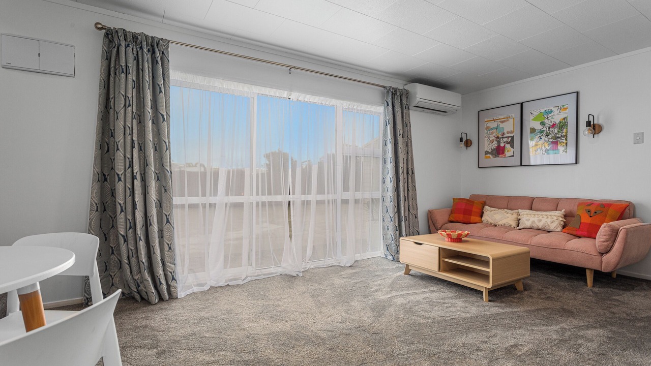 Photo of Livingroom in Ohope