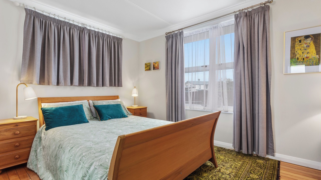 Photo of Bedroom in Ohope