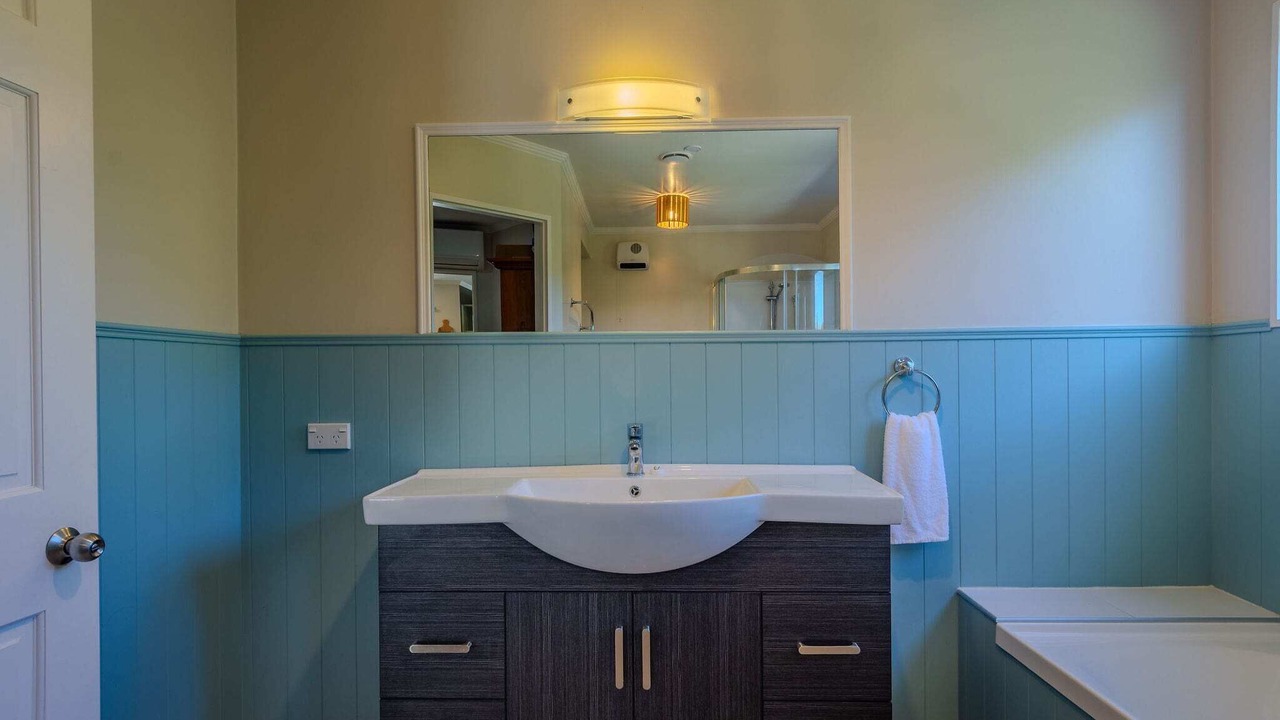 Photo of Bathroom in Pukehangi