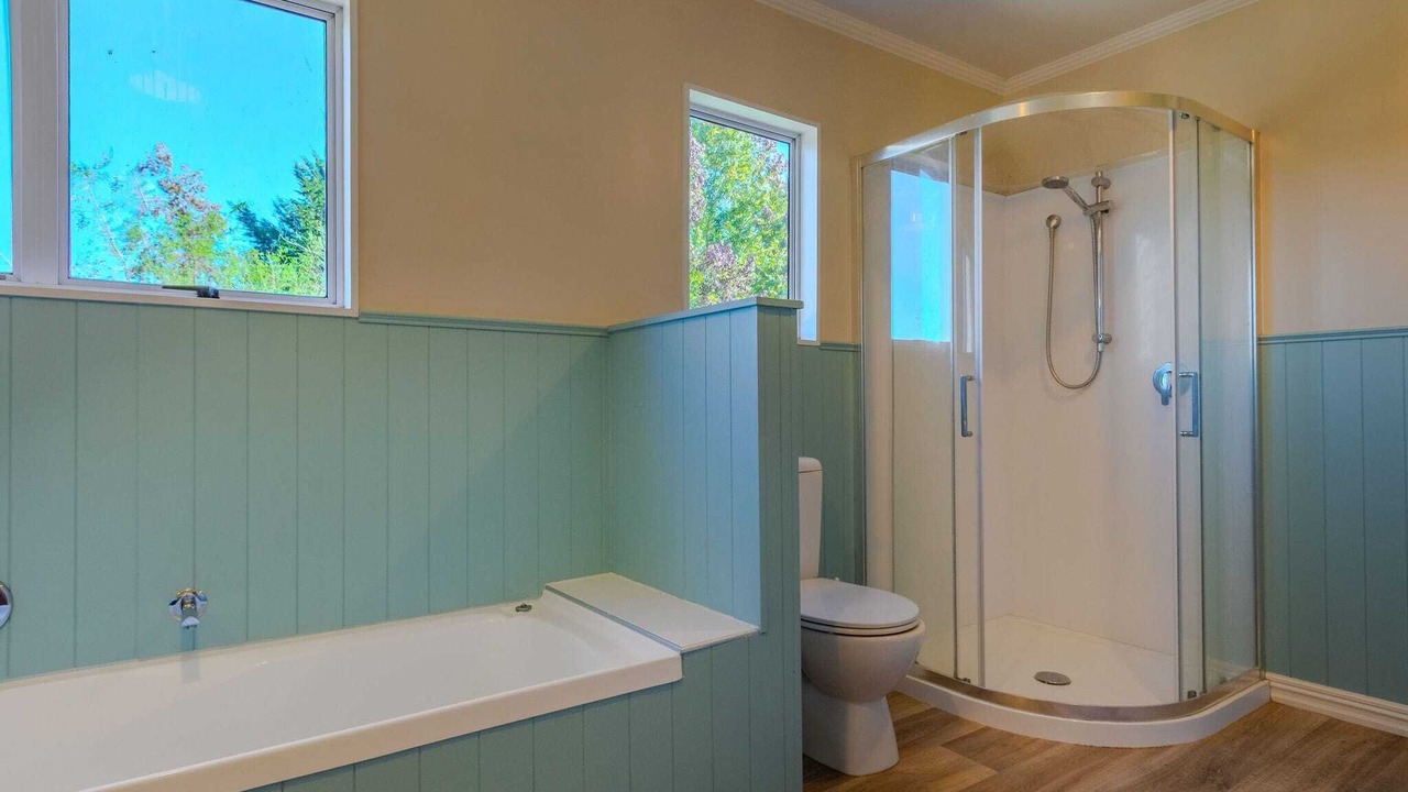 Photo of Bathroom in Pukehangi