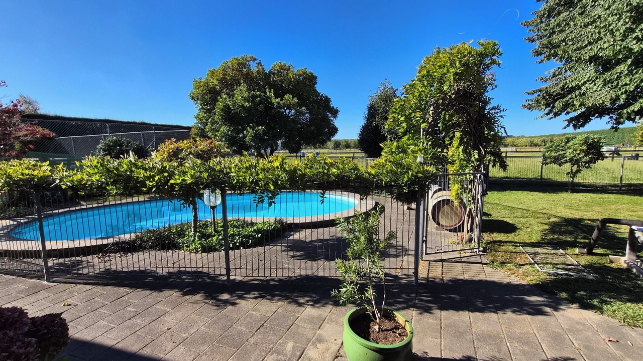 Photo of Outdoor in Whakatu