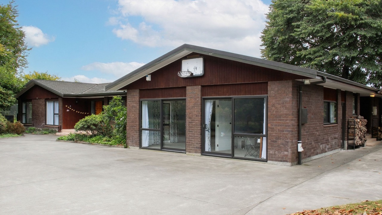 Photo of Outdoor in Whakatu