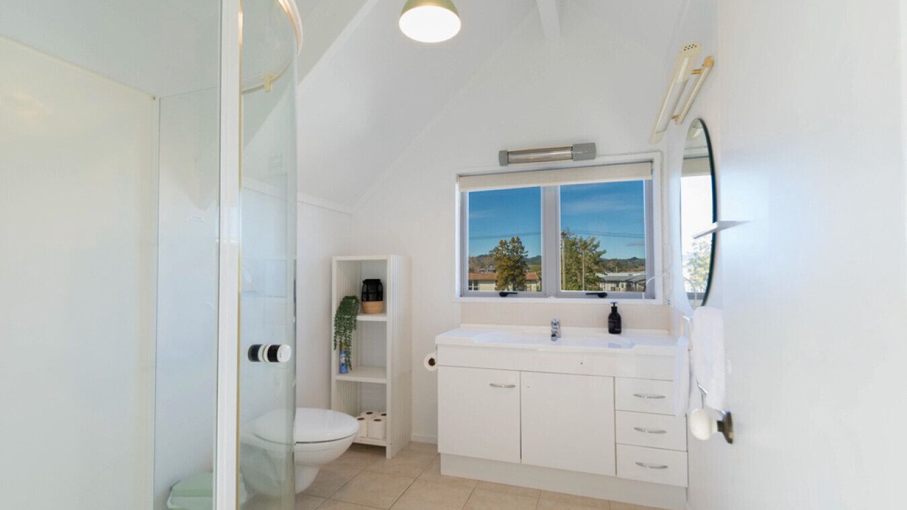 Photo of Bathroom in Holdens Bay