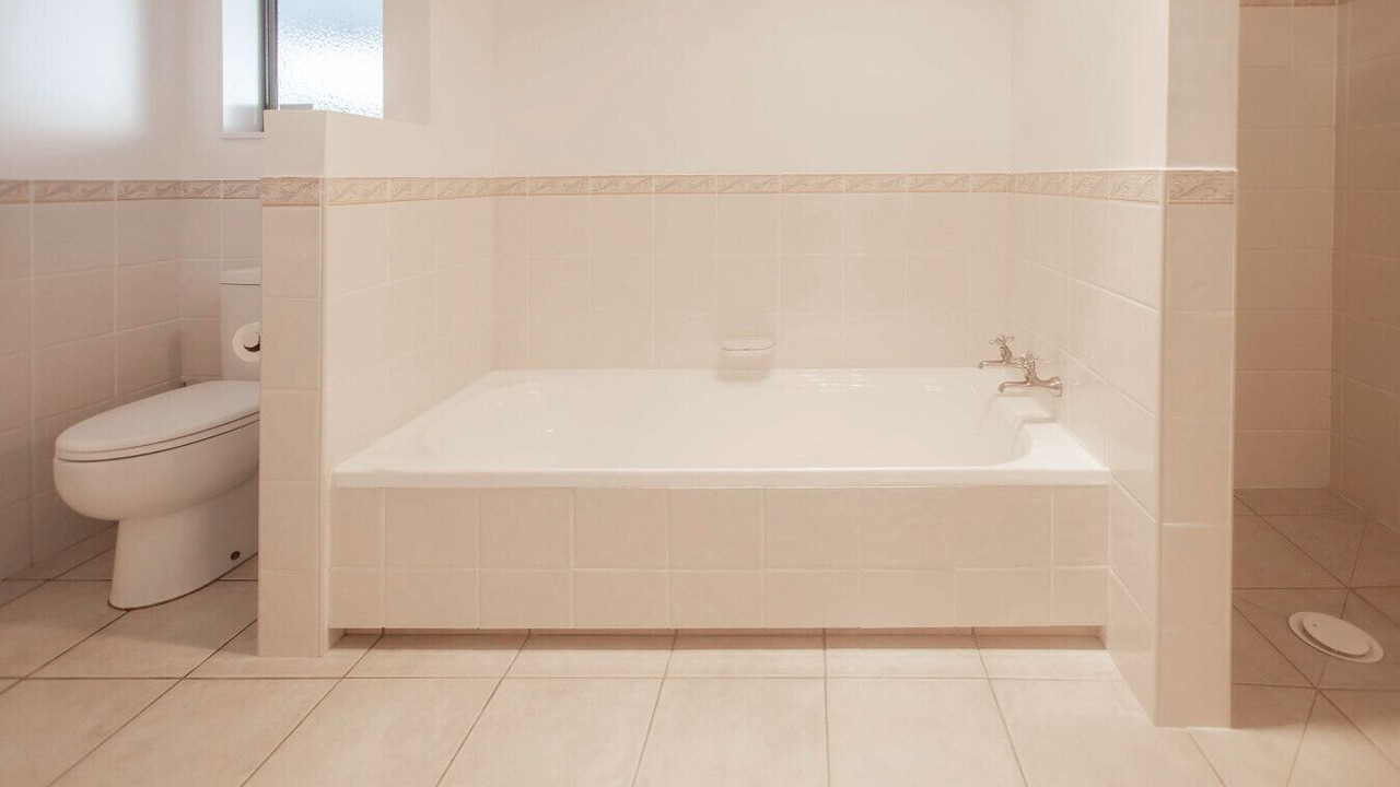 Photo of Bathroom in Holdens Bay
