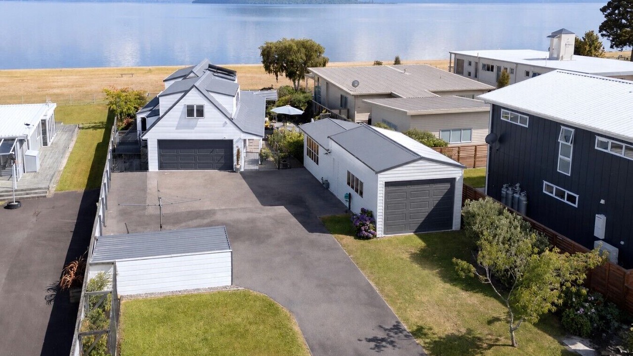 Photo of Outdoor in Holdens Bay