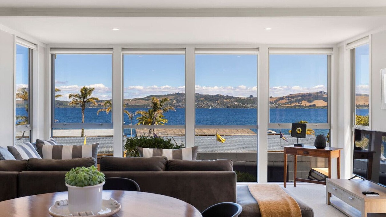 Photo of Livingroom in Waipahihi
