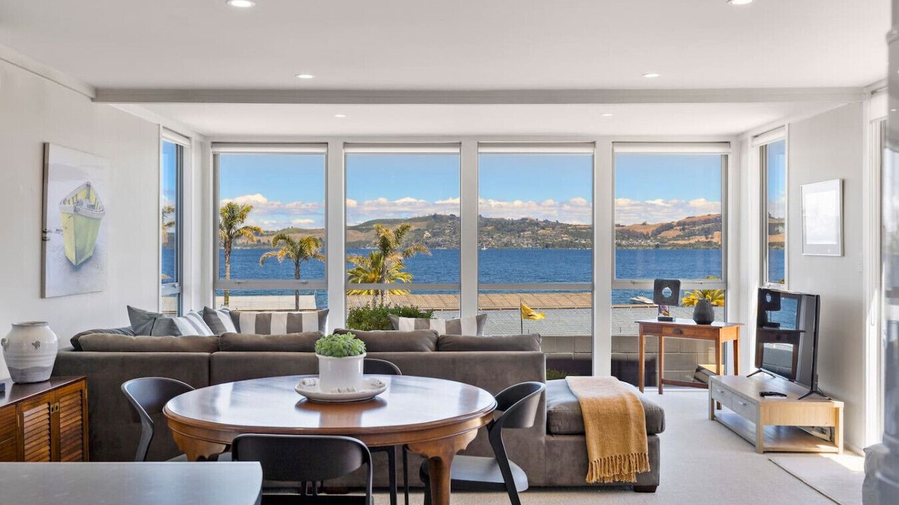 Photo of Livingroom in Waipahihi