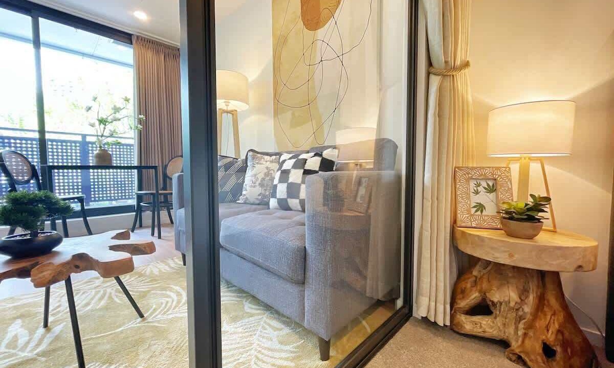 Photo of Livingroom in Newton