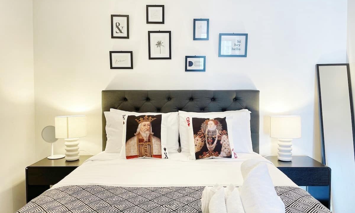 Photo of Bedroom in Newton