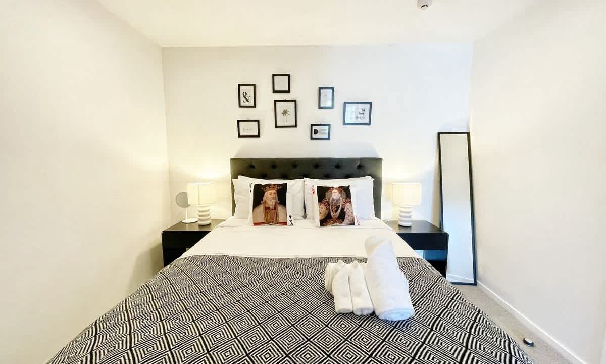 Photo of Bedroom in Newton