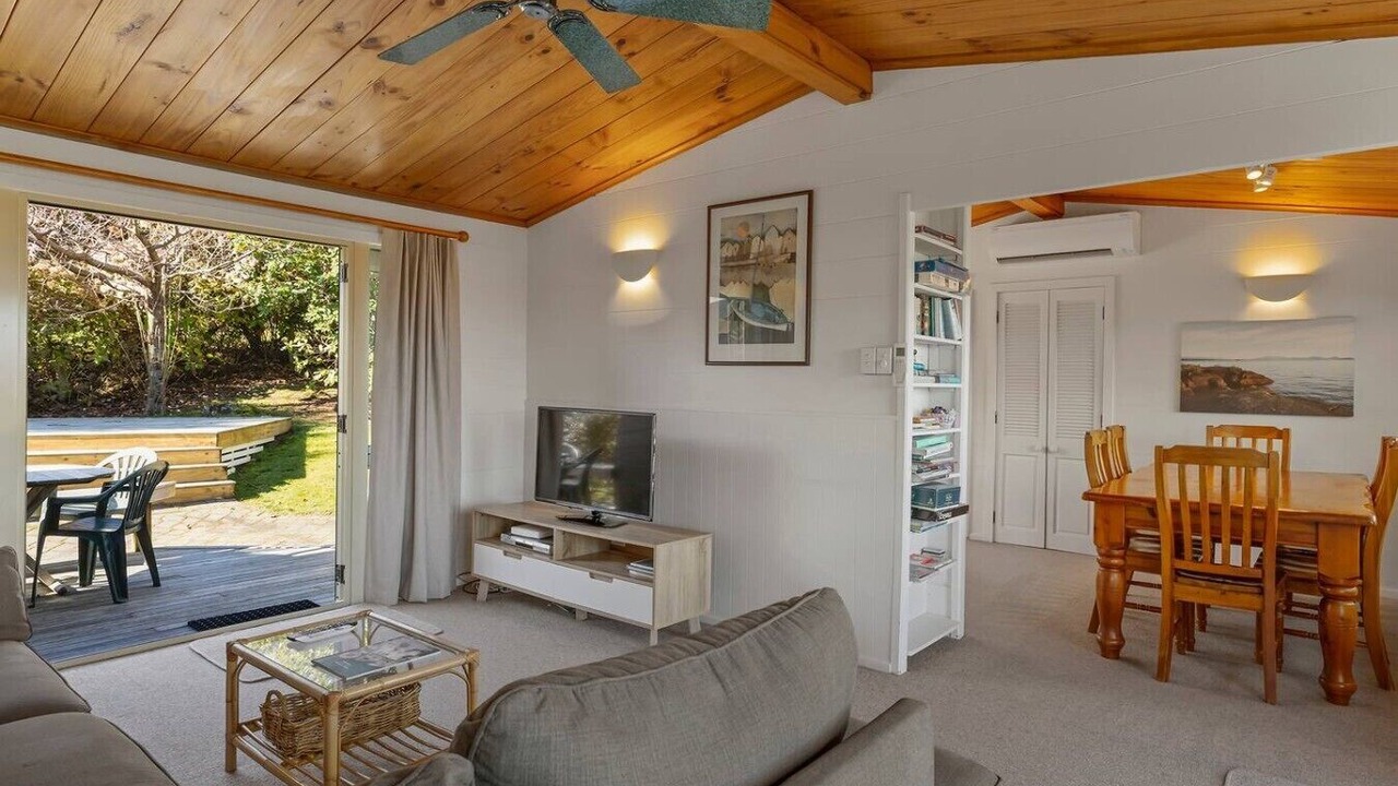 Photo of Livingroom in Hilltop
