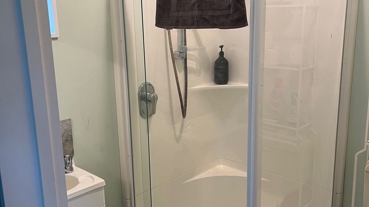 Photo of Bathroom in Ngaio Bay
