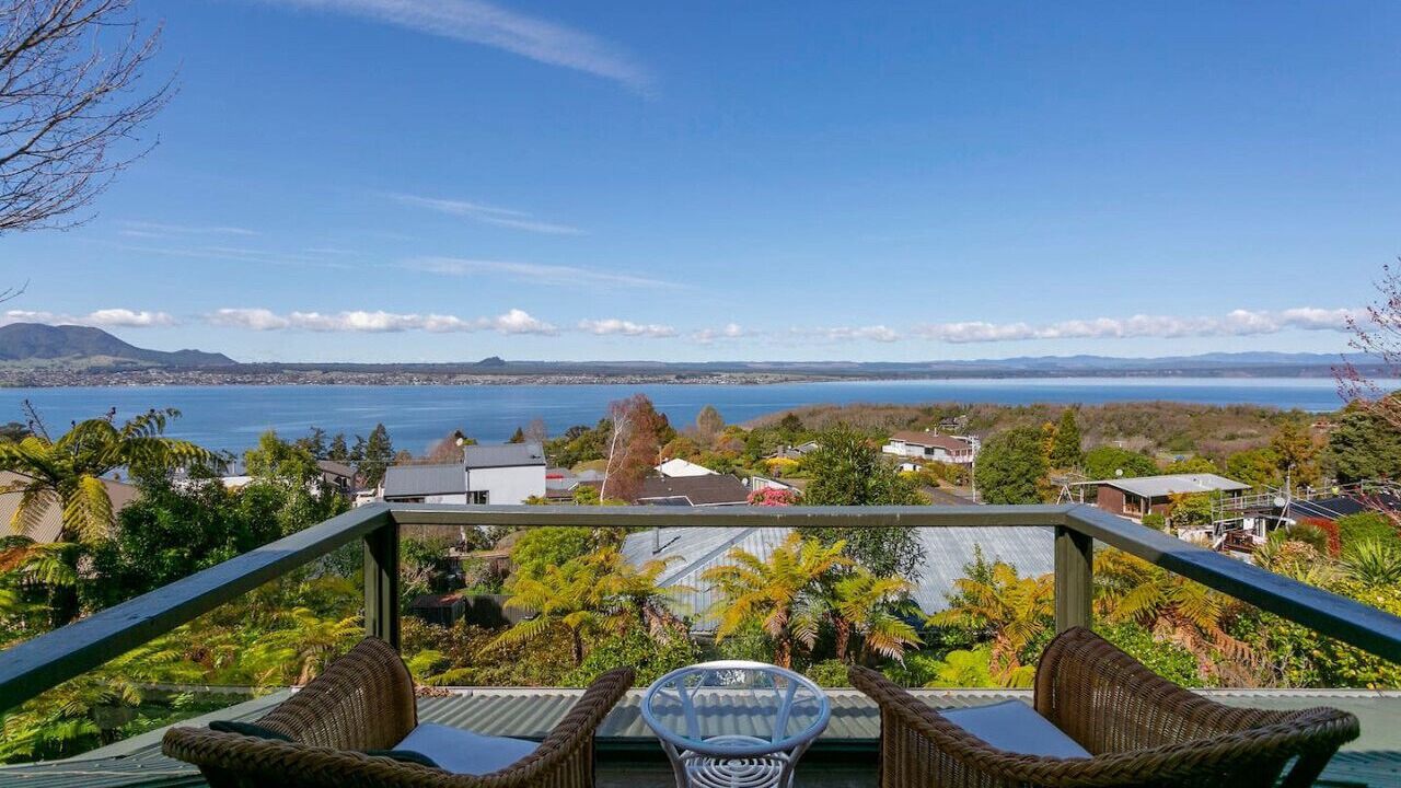 Photo of Outdoor in Acacia Bay