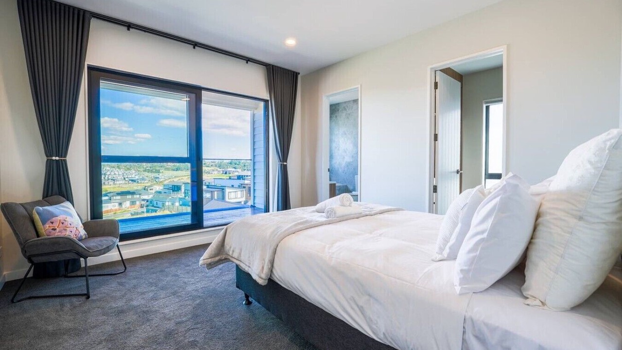 Photo of Bedroom in Long Bay