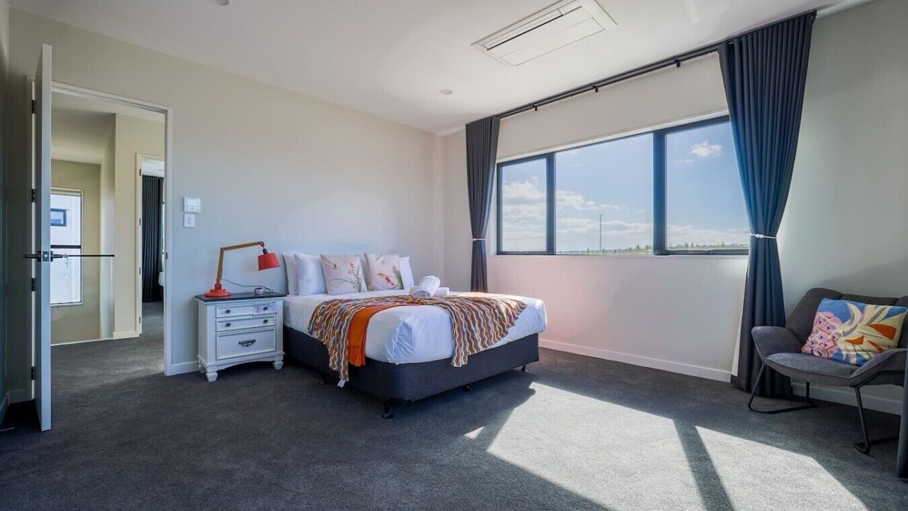 Photo of Bedroom in Long Bay