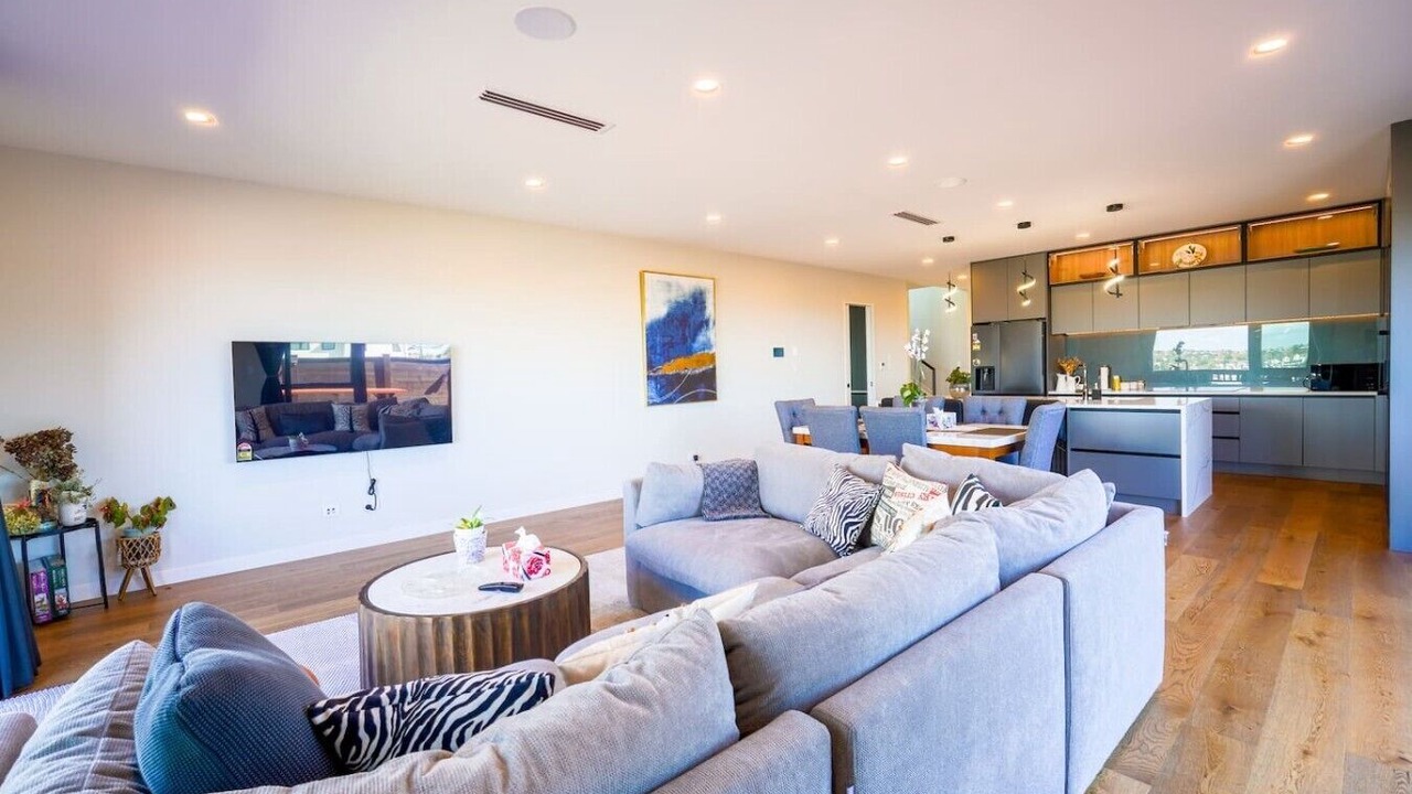 Photo of Livingroom in Long Bay