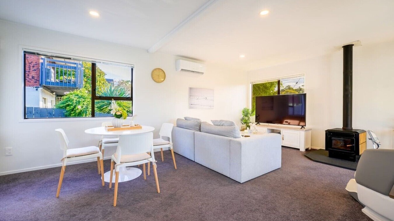 Photo of Livingroom in Browns Bay