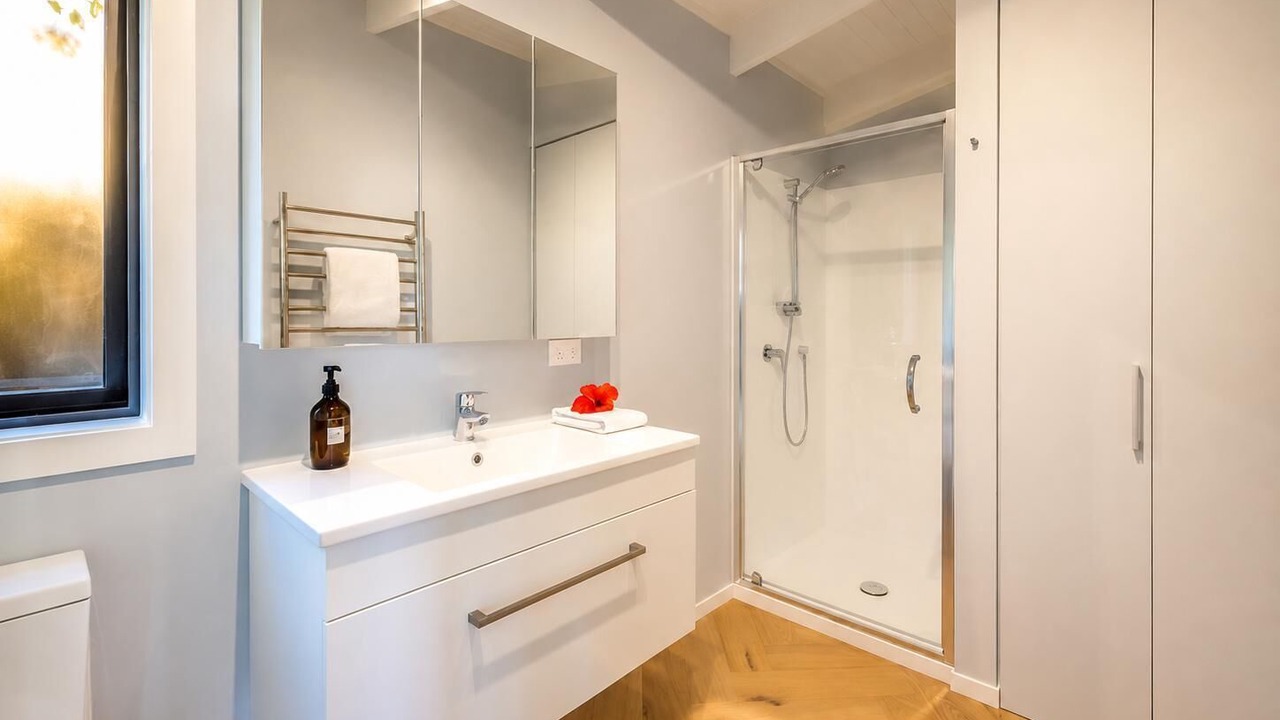 Photo of Bathroom in Surfdale