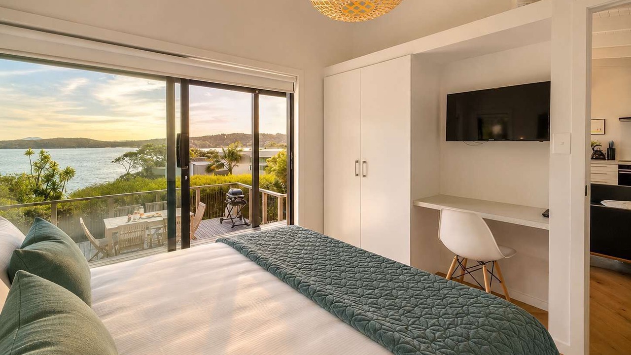 Photo of Bedroom in Surfdale