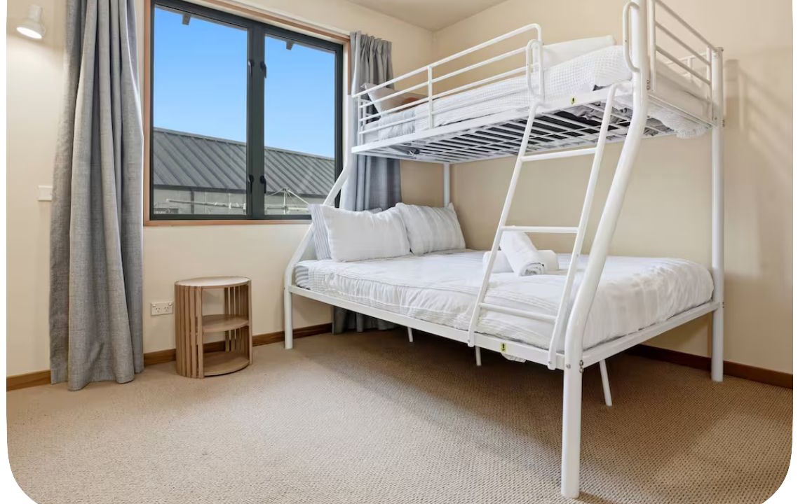 Photo of Bedroom in Lowburn