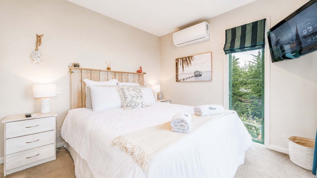 Photo of Bedroom in Redcliffs
