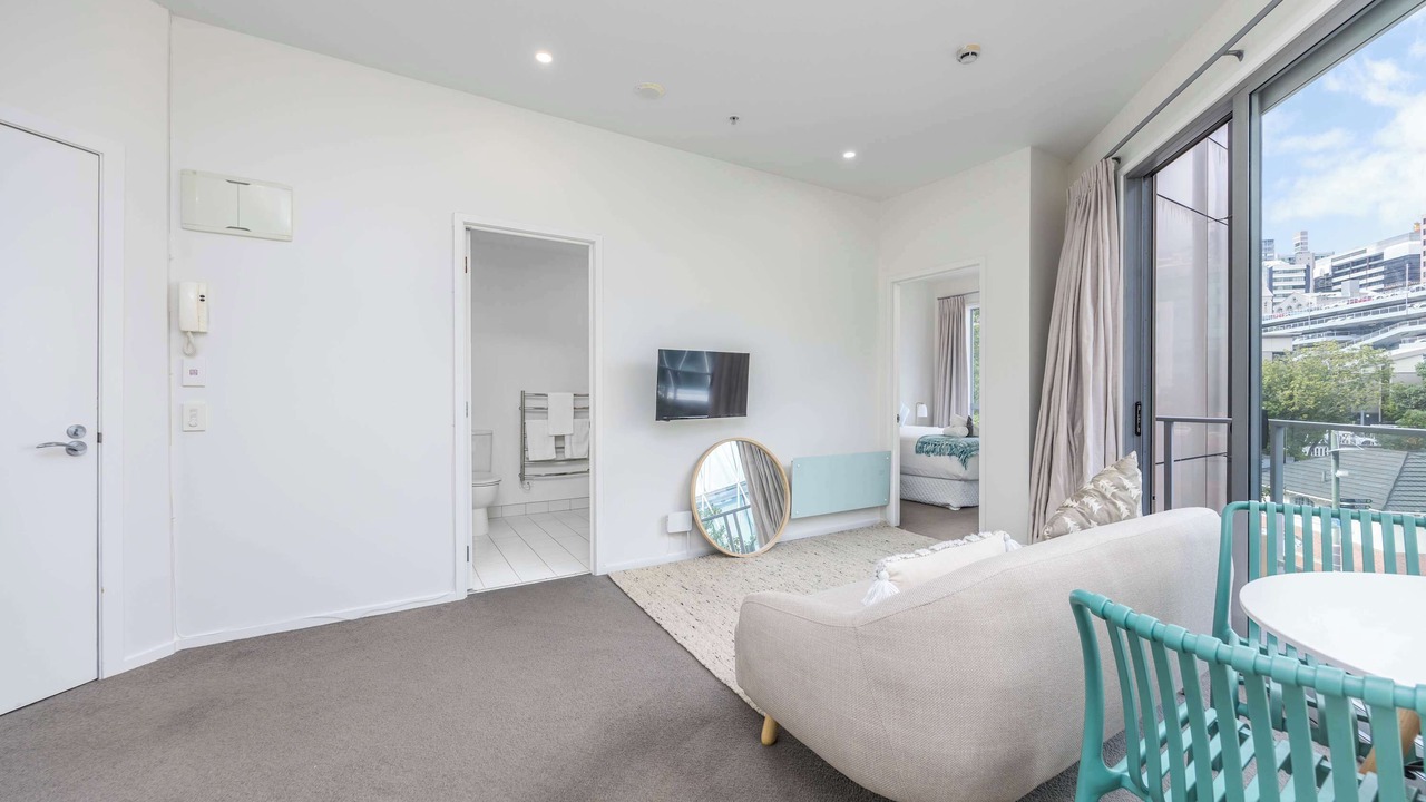 Photo of Livingroom in Auckland Central Business District