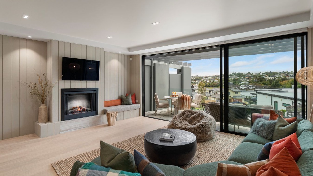Photo of Livingroom in Two Mile Bay
