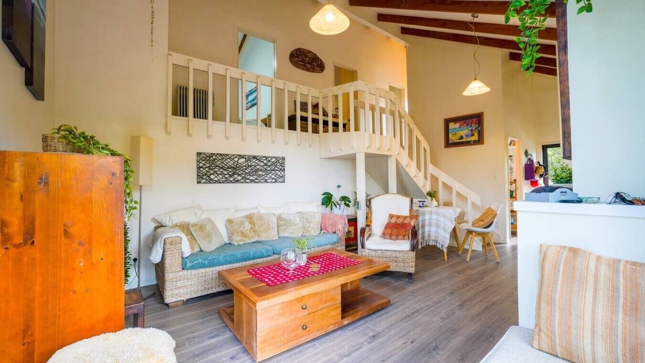 Photo of Livingroom in Northcross