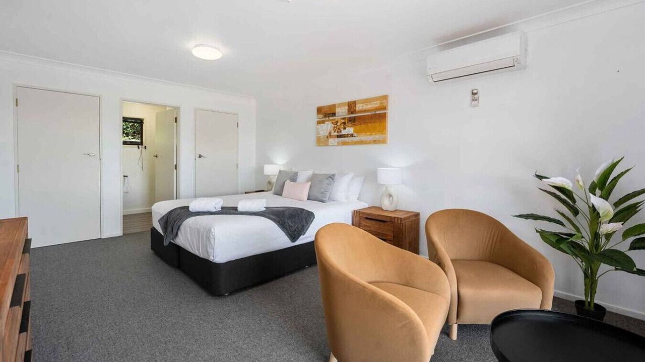 Photo of Bedroom in Acacia Bay