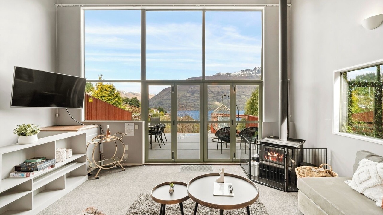 Photo of Livingroom in Fernhill