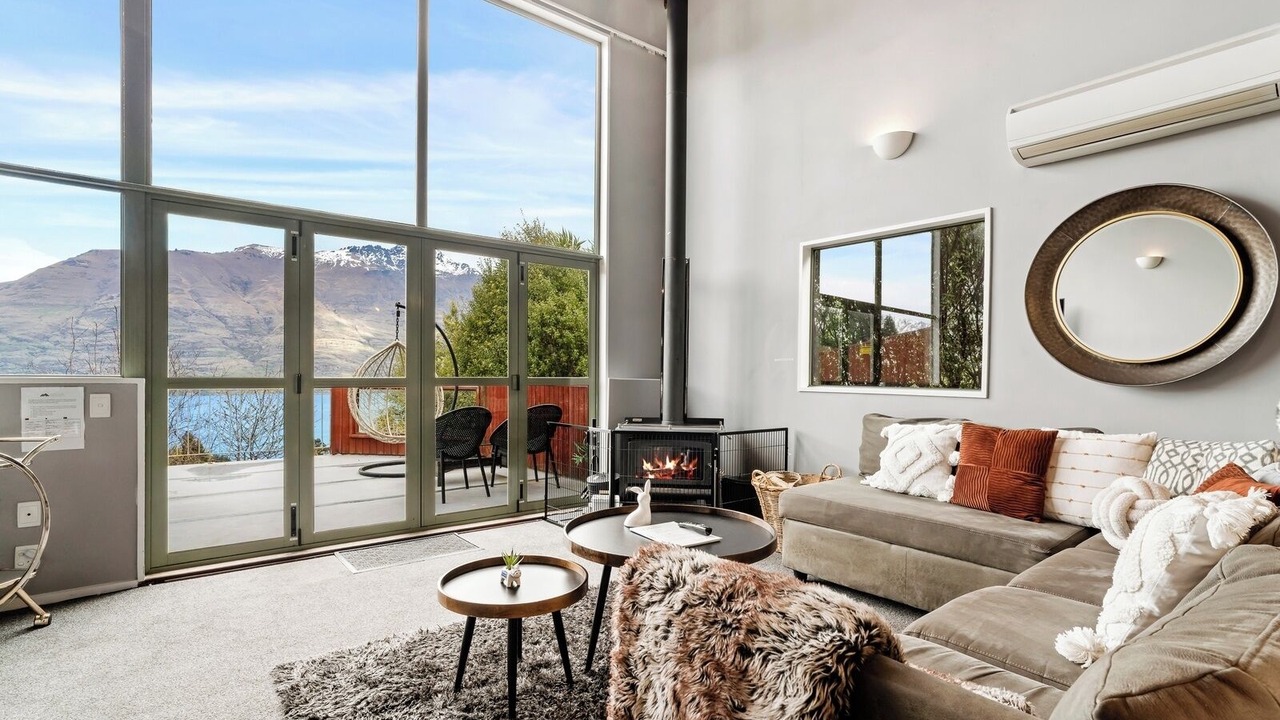 Photo of Livingroom in Fernhill