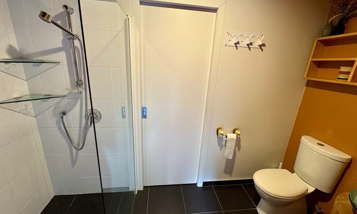 Photo of Bathroom in Raglan